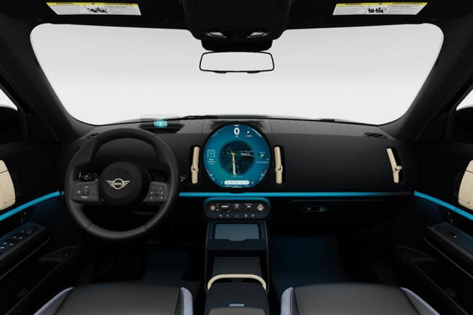 2025 MINI Countryman - Image 10