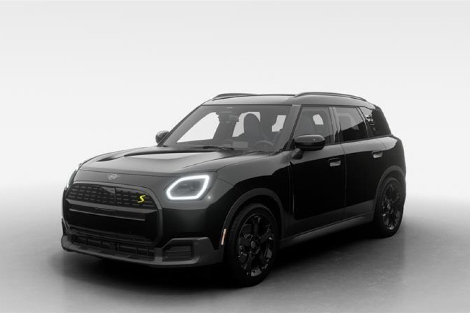 2025 MINI Countryman - Image 1