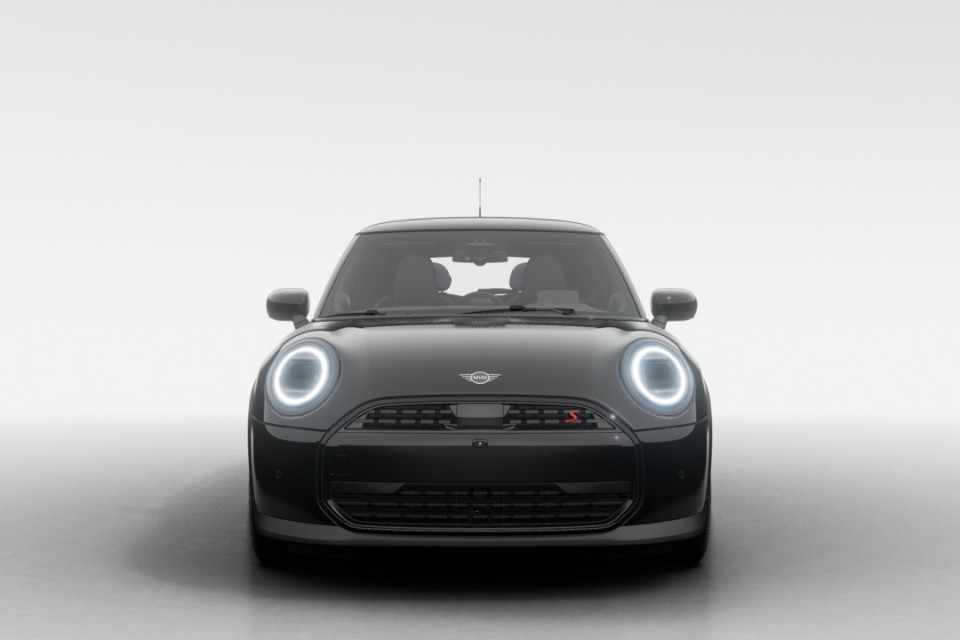 2026 MINI 3 Door - Image 3
