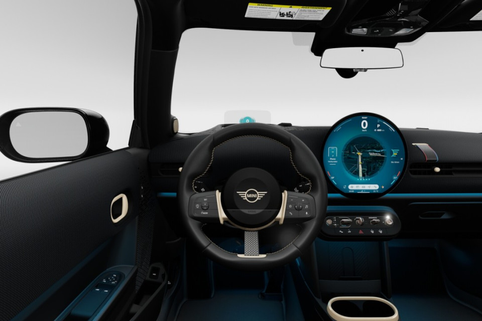 2026 MINI 3 Door - Image 13