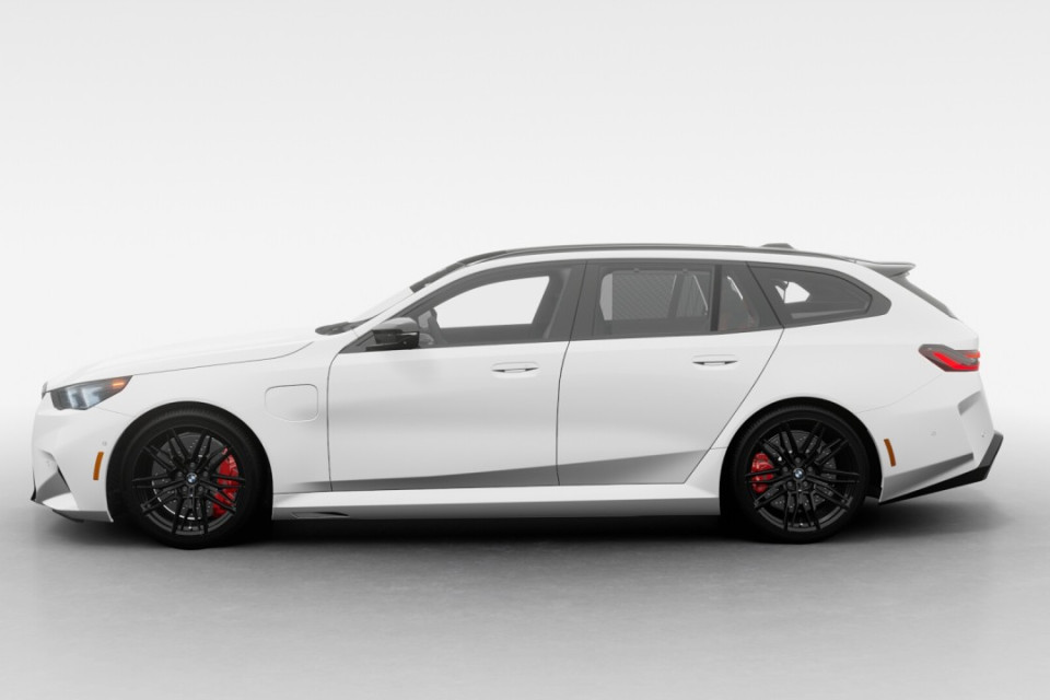 2027 BMW M5 - Image 4