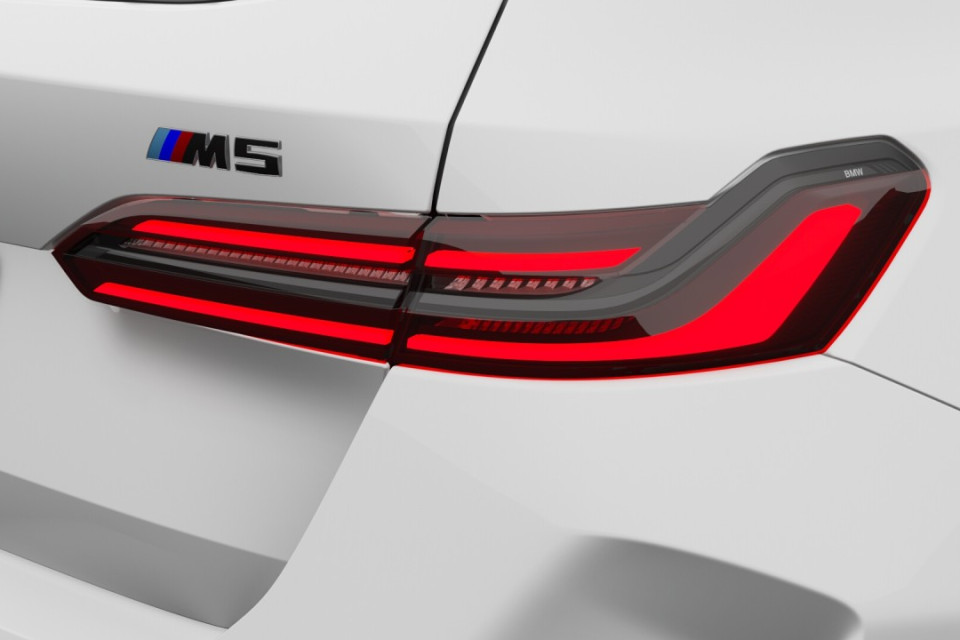 2027 BMW M5 - Image 8