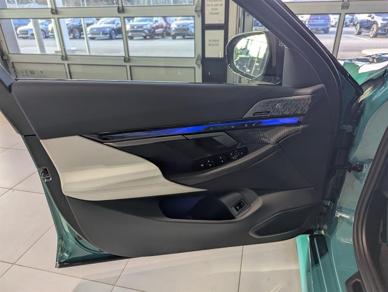 2026 BMW M5 - Image 4