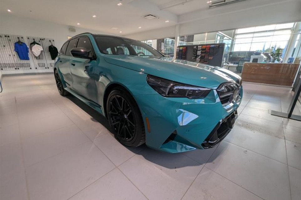 2026 BMW M5 - Image 18