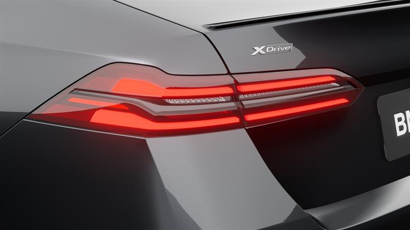 2026 BMW 550e - Image 7