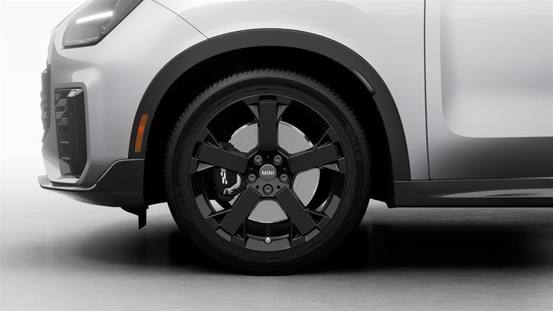 2026 MINI Countryman - Image 11