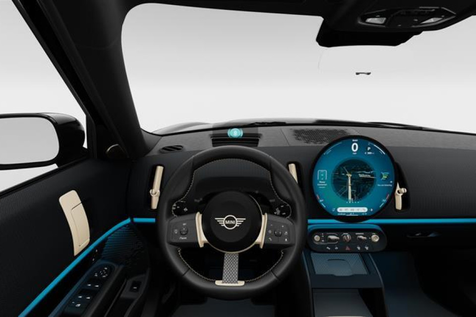 2026 MINI Countryman - Image 2