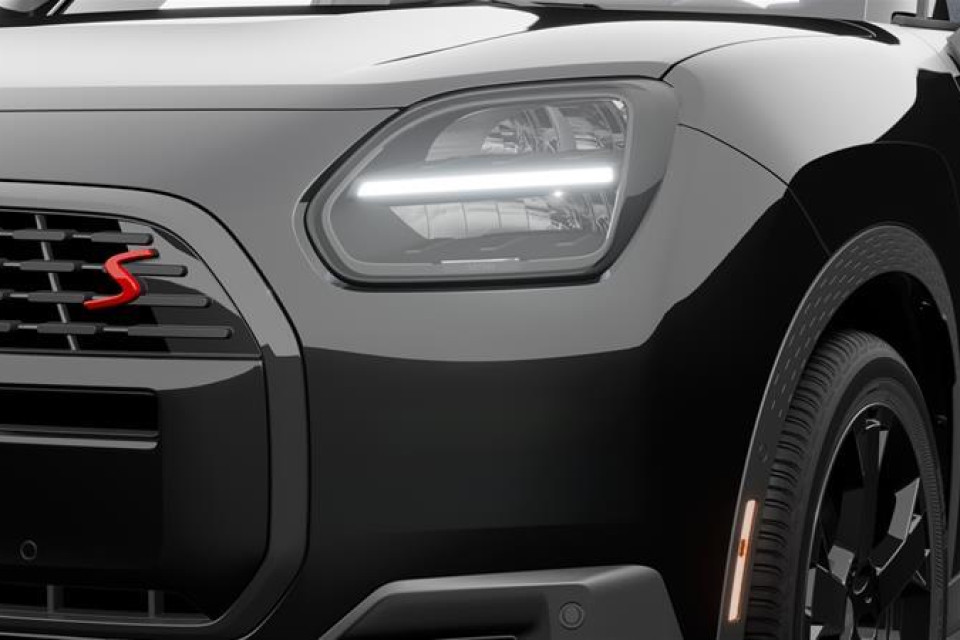 2026 MINI Countryman - Image 8