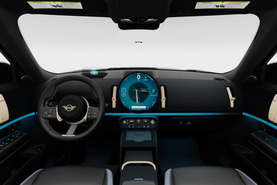 2026 MINI Countryman - Image 11