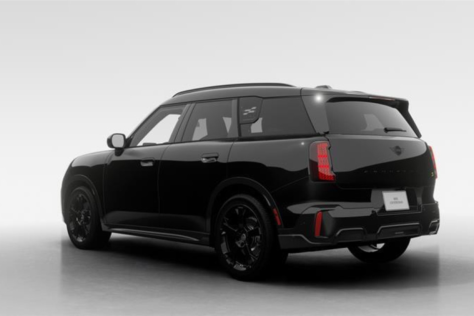 2026 MINI Countryman - Image 12