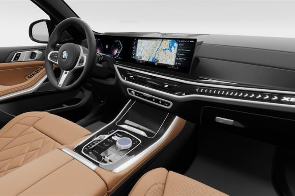 2026 BMW X5 - Image 13