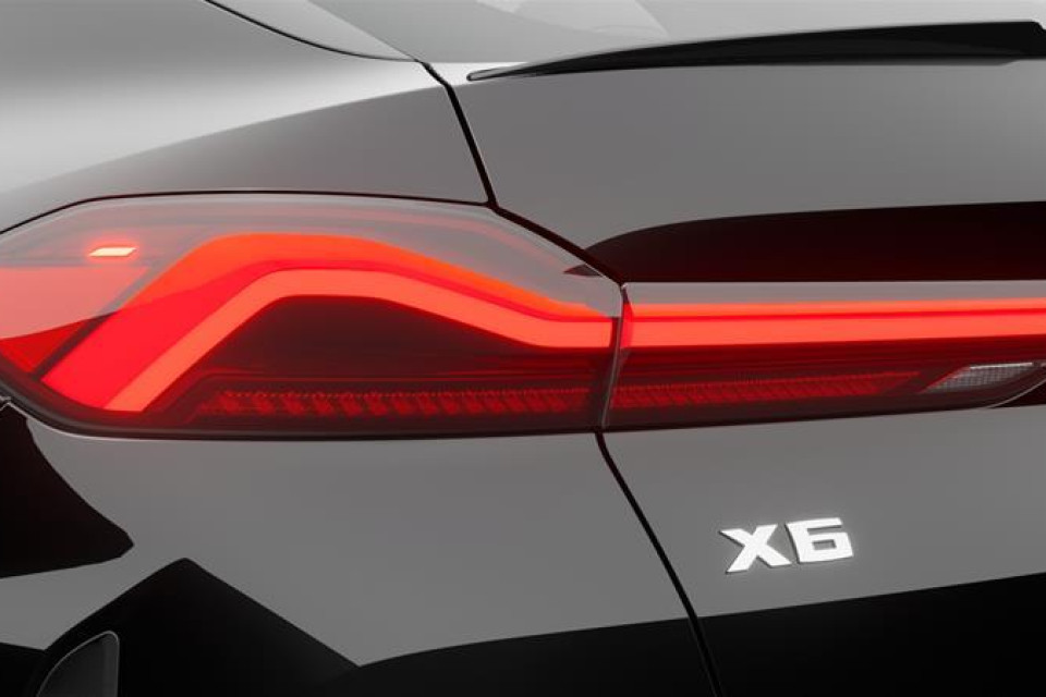 2026 BMW X6 - Image 8