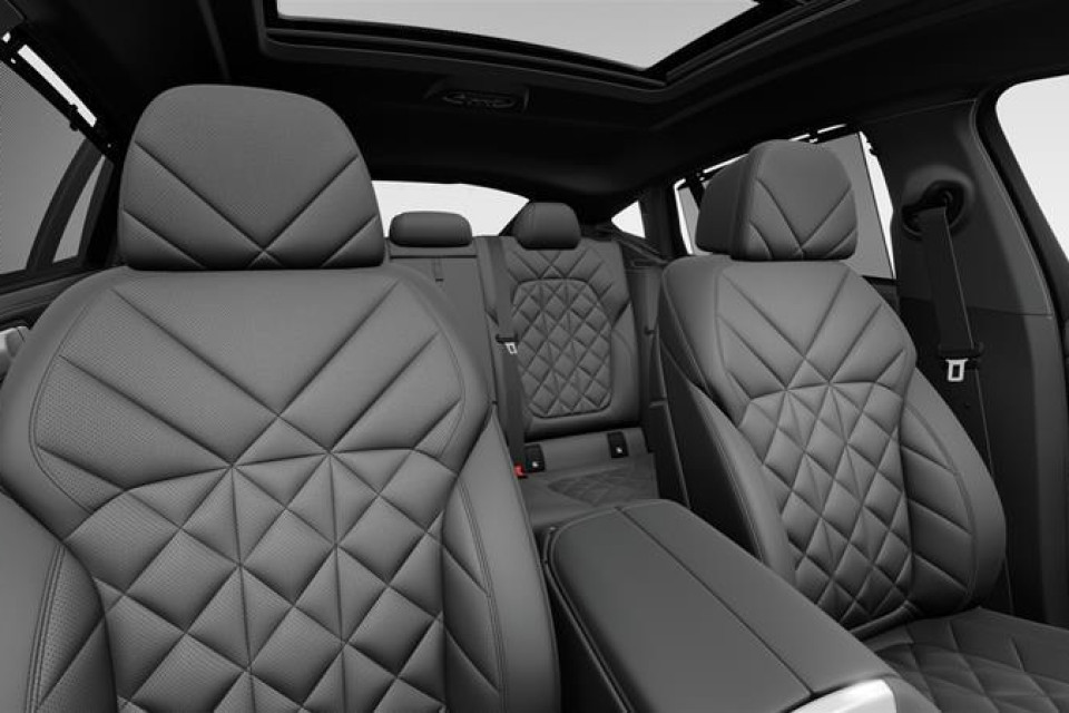 2026 BMW X6 - Image 11