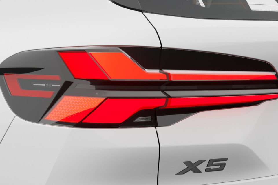 2026 BMW X5 - Image 8