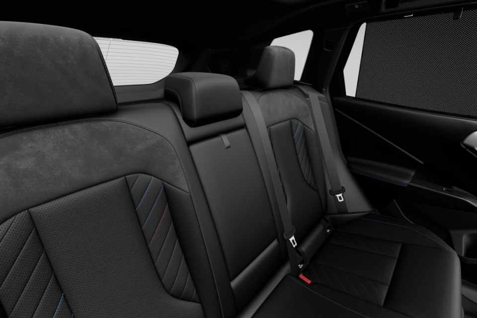 2026 BMW X3 - Image 12