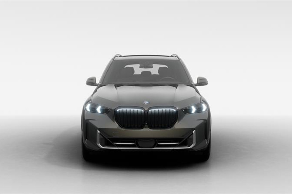 2026 BMW X5 - Image 9