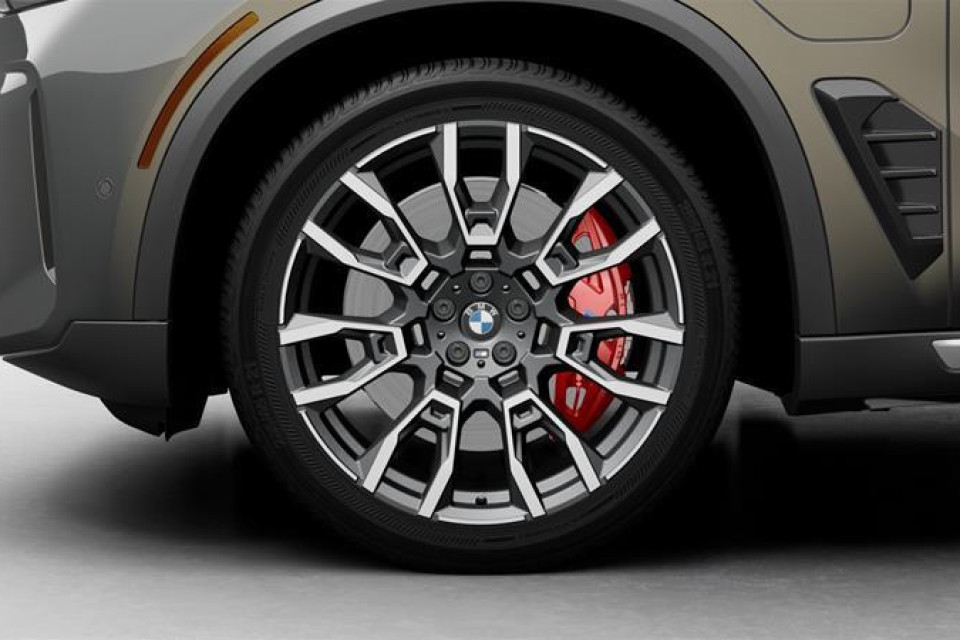2026 BMW X5 - Image 13