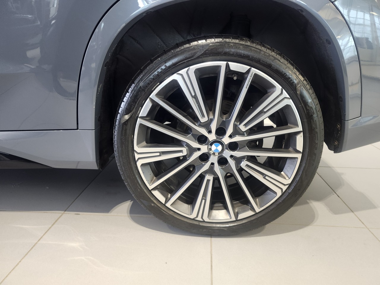 2023 BMW X1 - Image 2