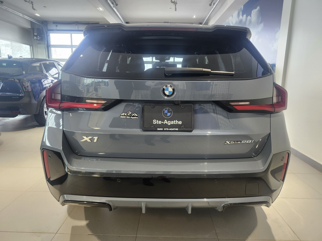 2023 BMW X1 - Image 5
