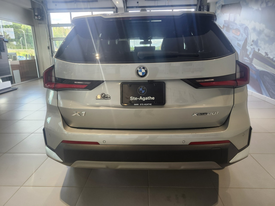 2024 BMW X1 - Image 3