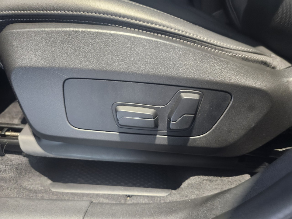 2024 BMW X1 - Image 12