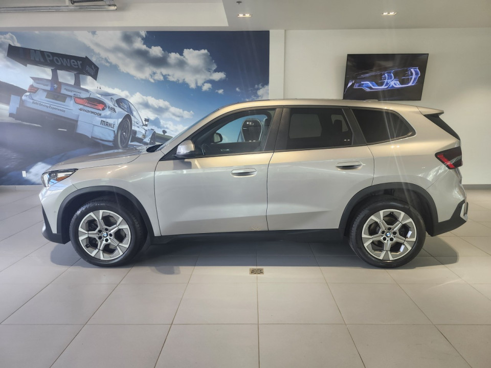 2024 BMW X1 - Image 2