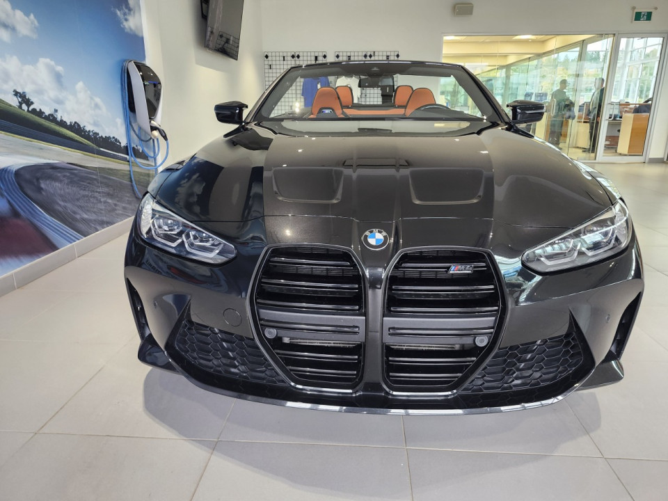 2023 BMW M4 - Image 8