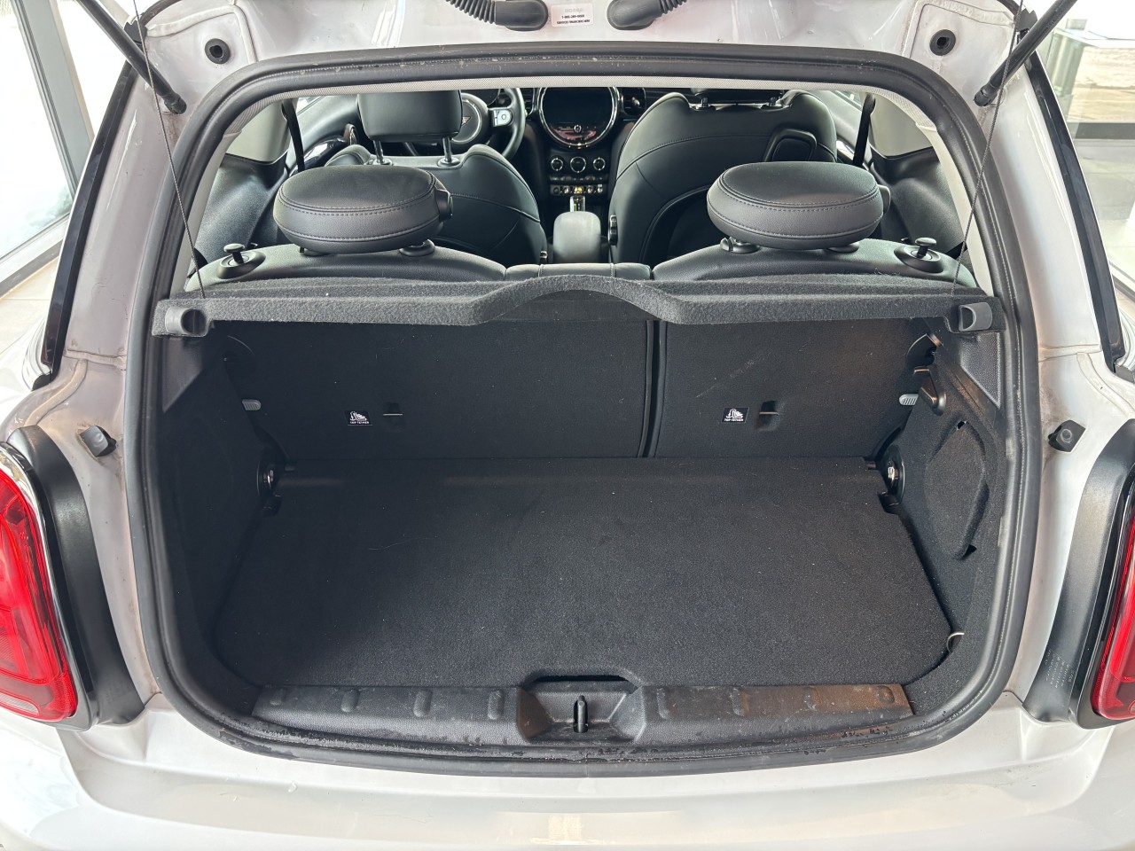 2023 MINI Cooper - Image 6