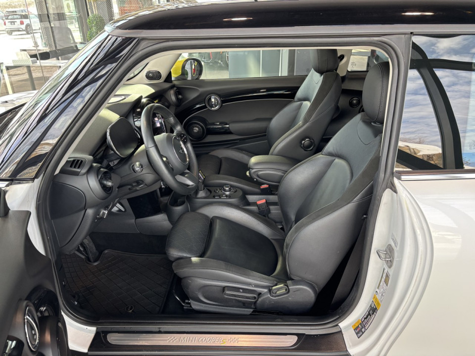 2023 MINI Cooper - Image 11