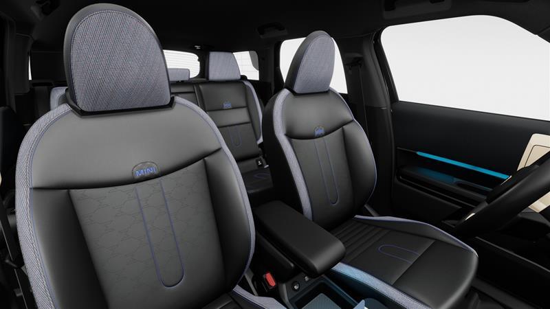 2026 MINI Countryman - Image 14