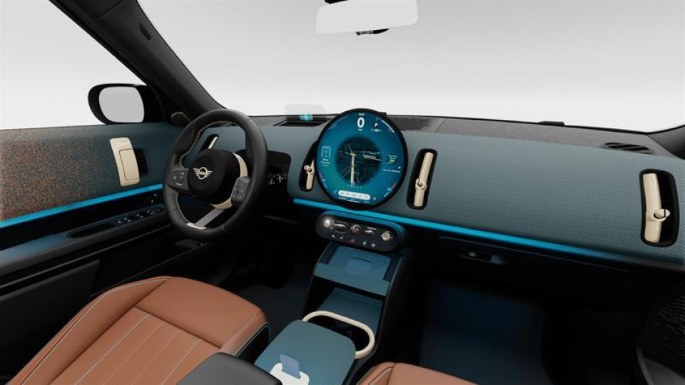 2026 MINI Countryman - Image 13
