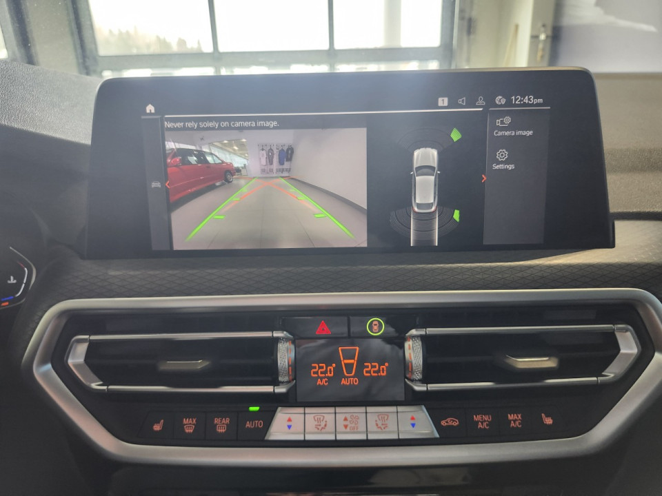2022 BMW X4 - Image 19