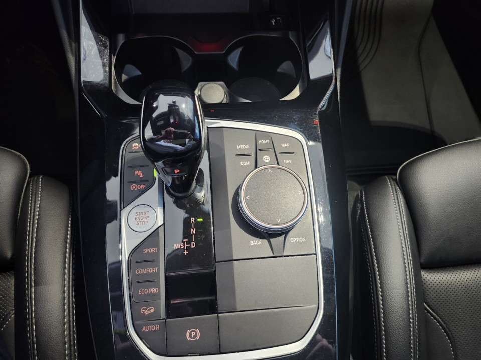 2022 BMW X4 - Image 21