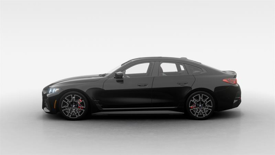 2026 BMW i4 - Image 4