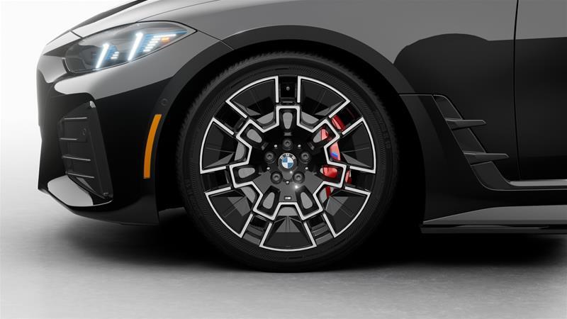 2026 BMW i4 - Image 6