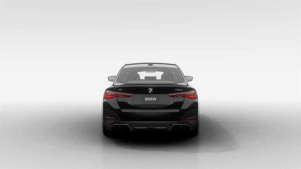2026 BMW i4 - Image 14