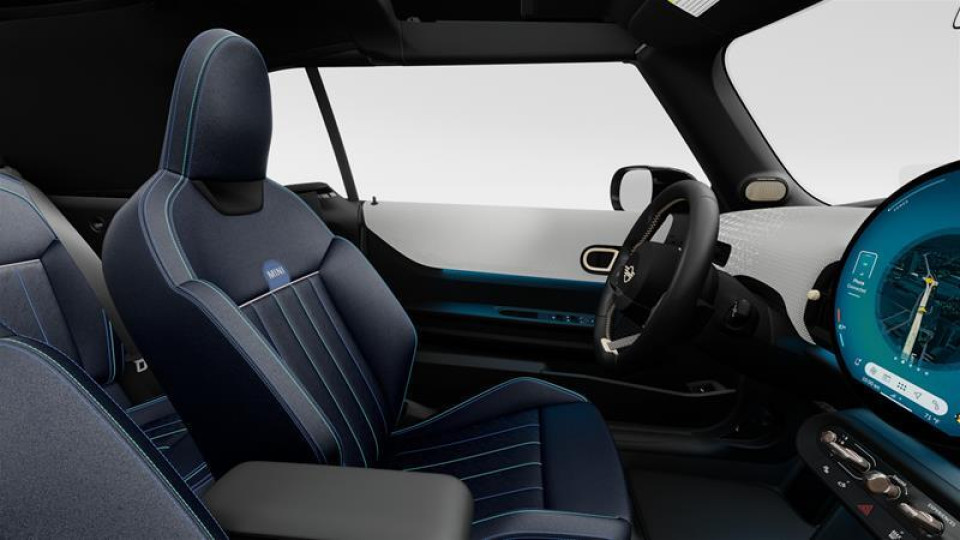 2026 MINI Cabriolet - Image 9