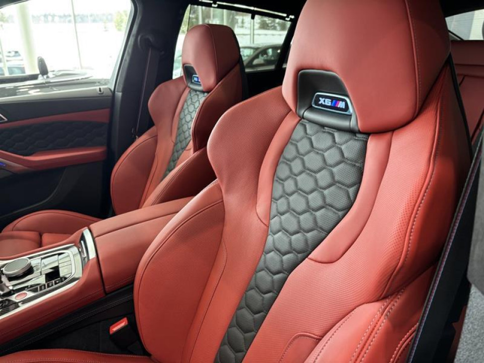 2026 BMW X6 M - Image 12