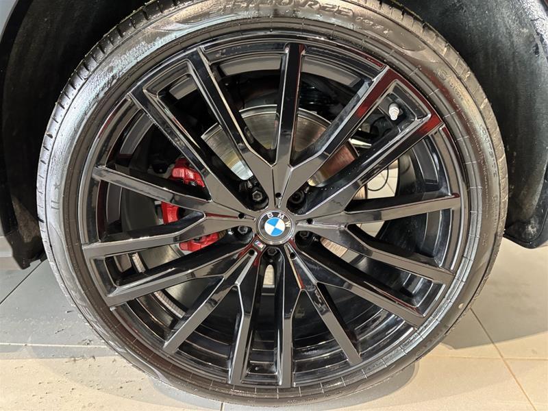 2026 BMW X6 - Image 18