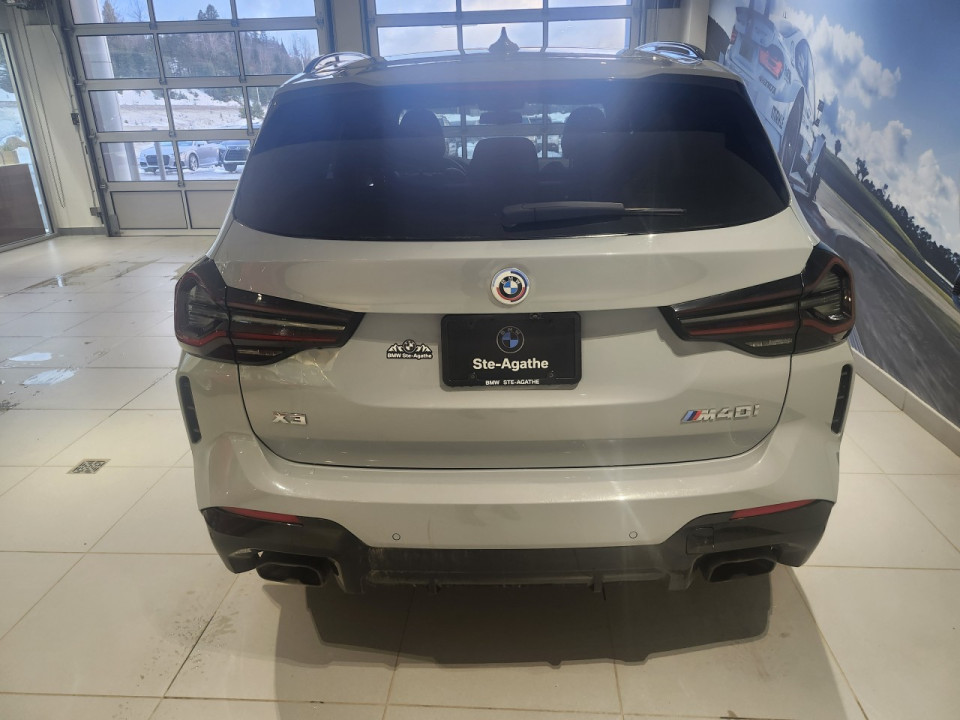 2023 BMW X3 - Image 4