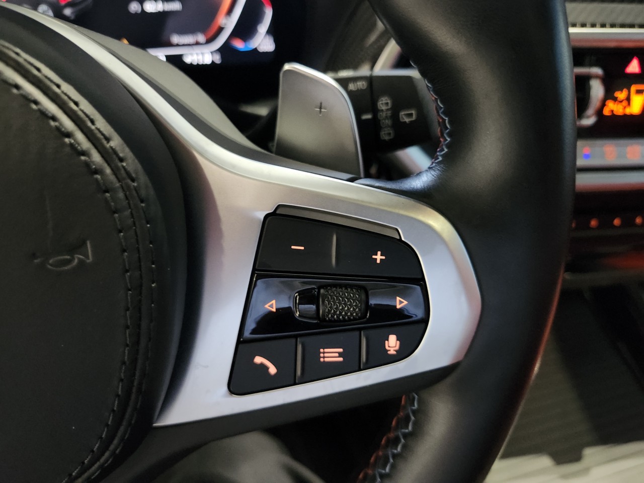 2023 BMW X3 - Image 18