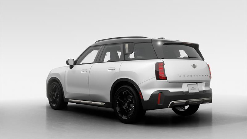 2026 MINI Countryman - Image 2