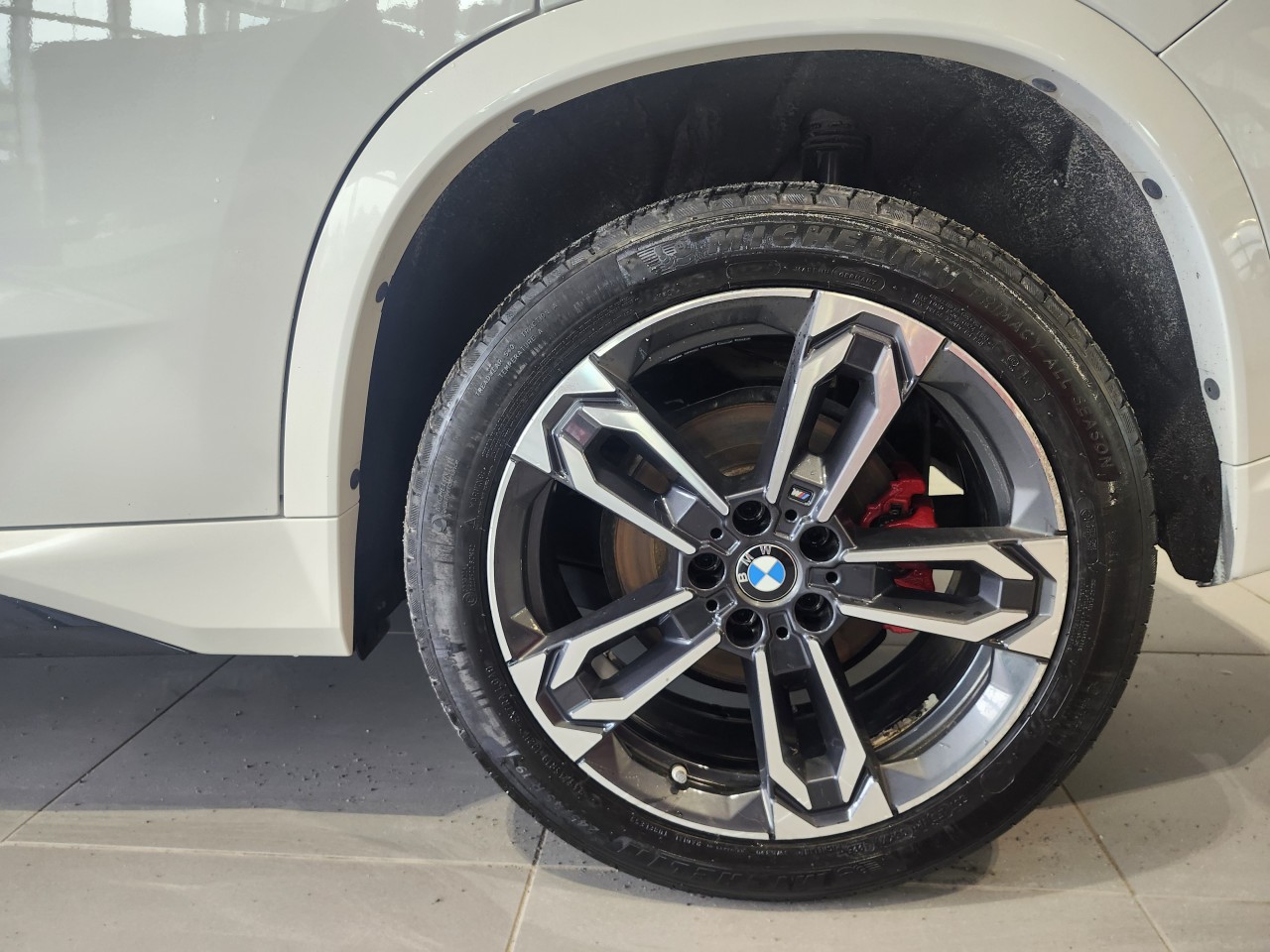 2024 BMW X1 - Image 3