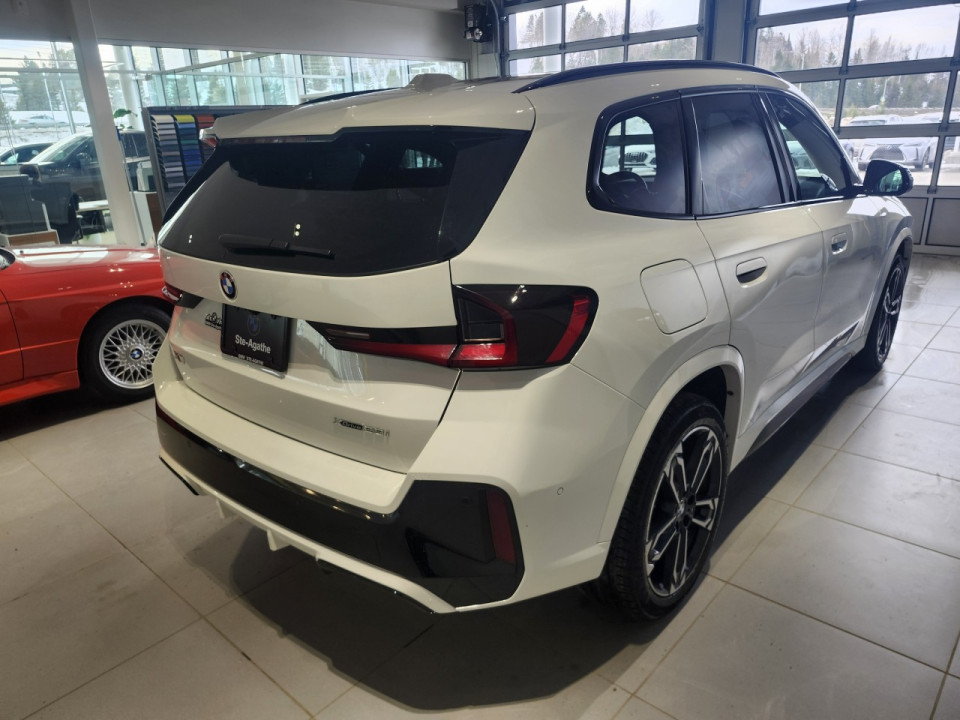 2024 BMW X1 - Image 7