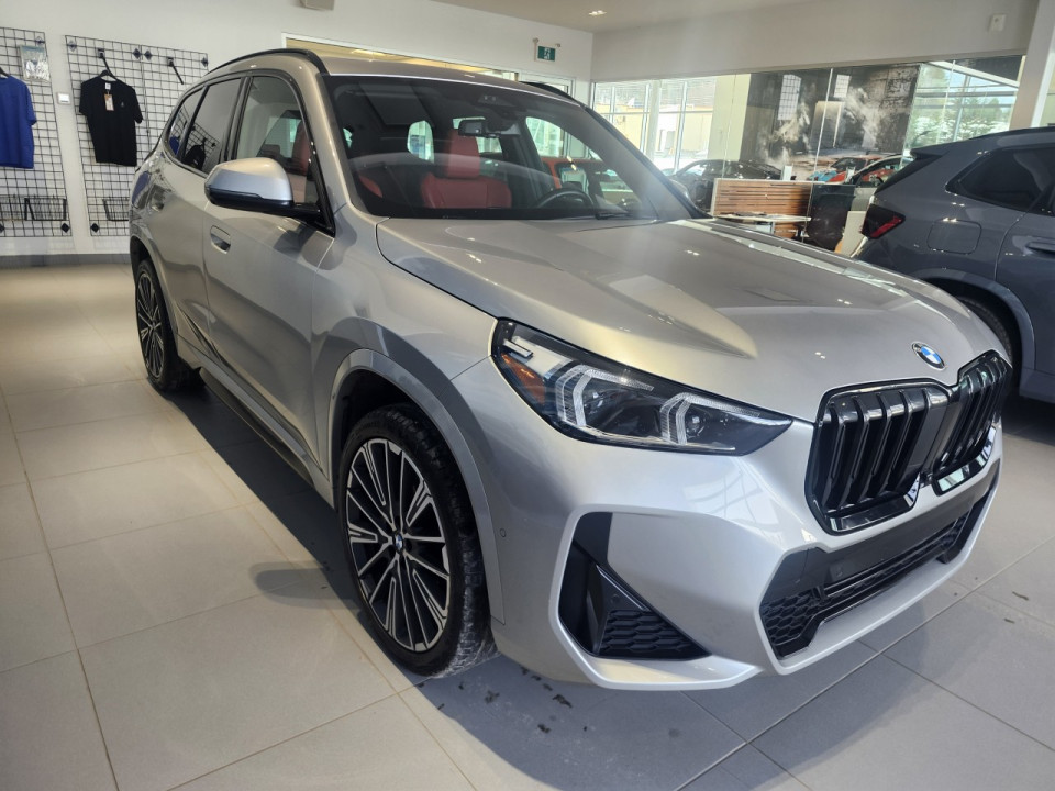 2023 BMW X1 - Image 9