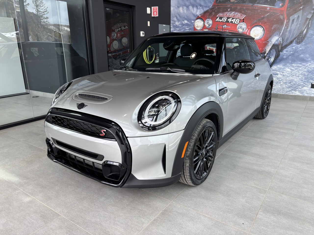 2024 MINI Cooper - Image 1
