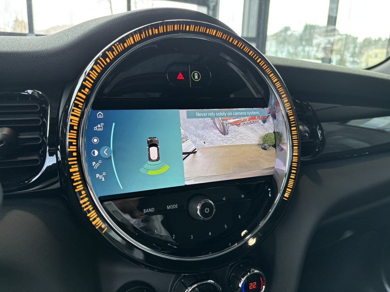 2024 MINI Cooper - Image 17
