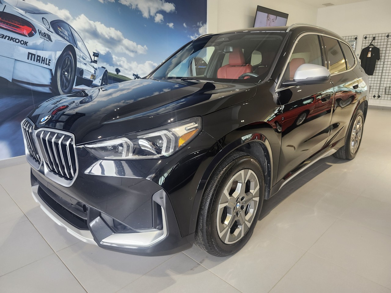 2024 BMW X1 - Image 1