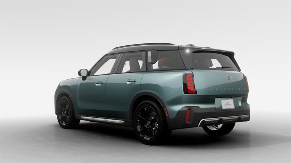 2026 MINI Countryman - Image 2