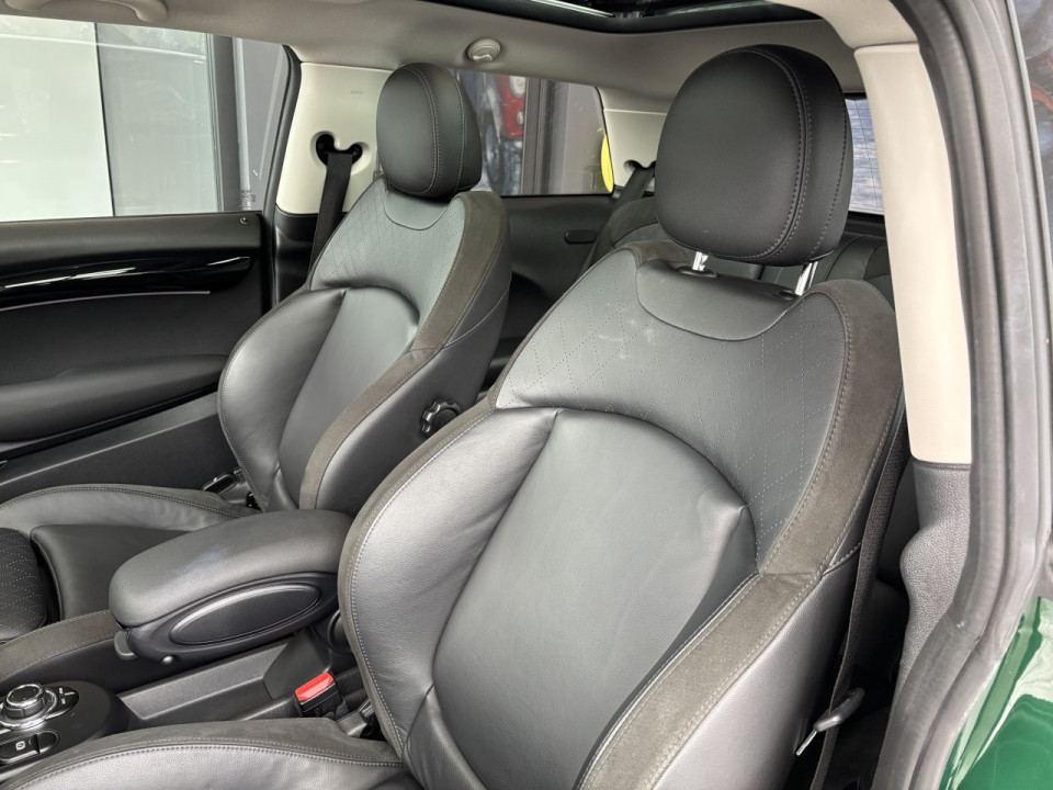 2023 MINI Cooper - Image 10